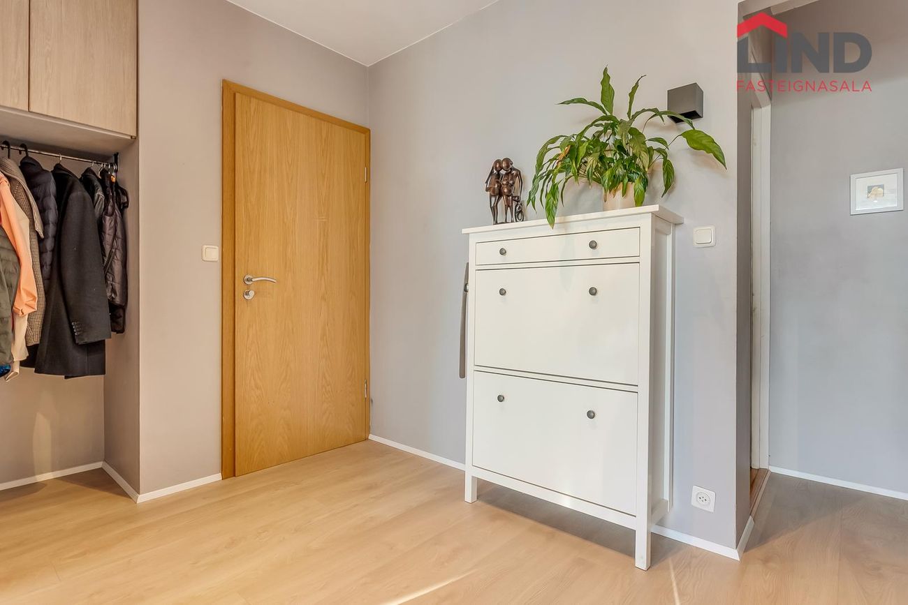 Listabraut 5, 103 Reykjavík