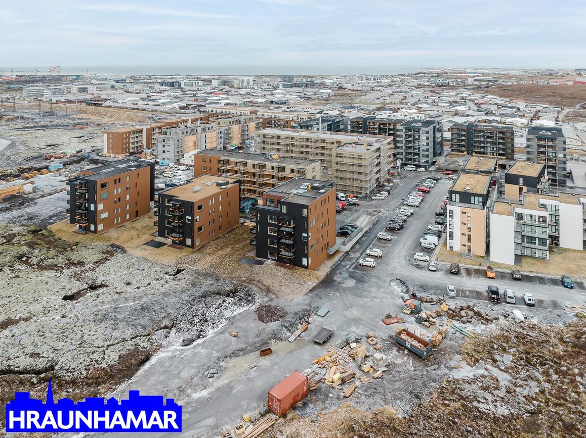 Áshamar 42 - 0405, 221 Hafnarfjörður