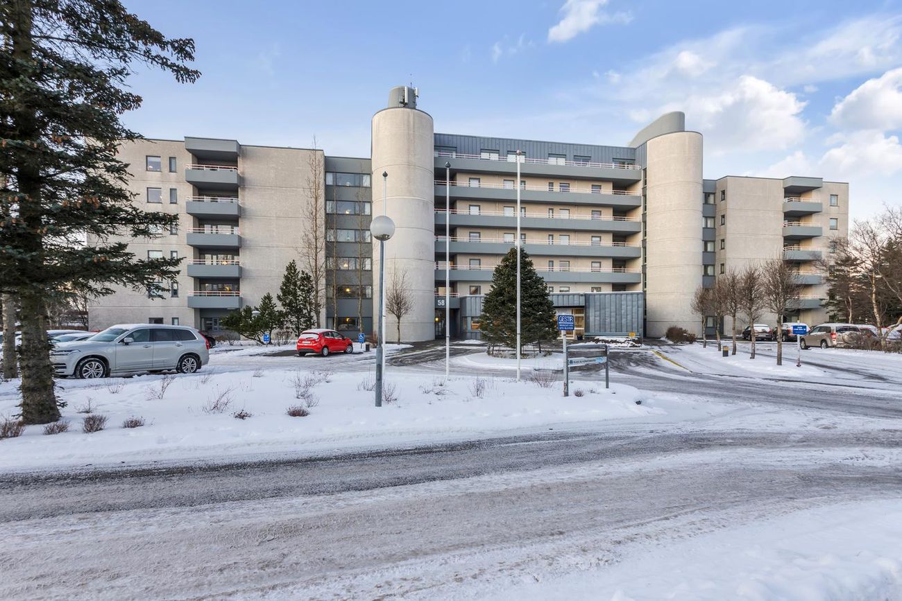 Hvassaleiti 58, 103 Reykjavík