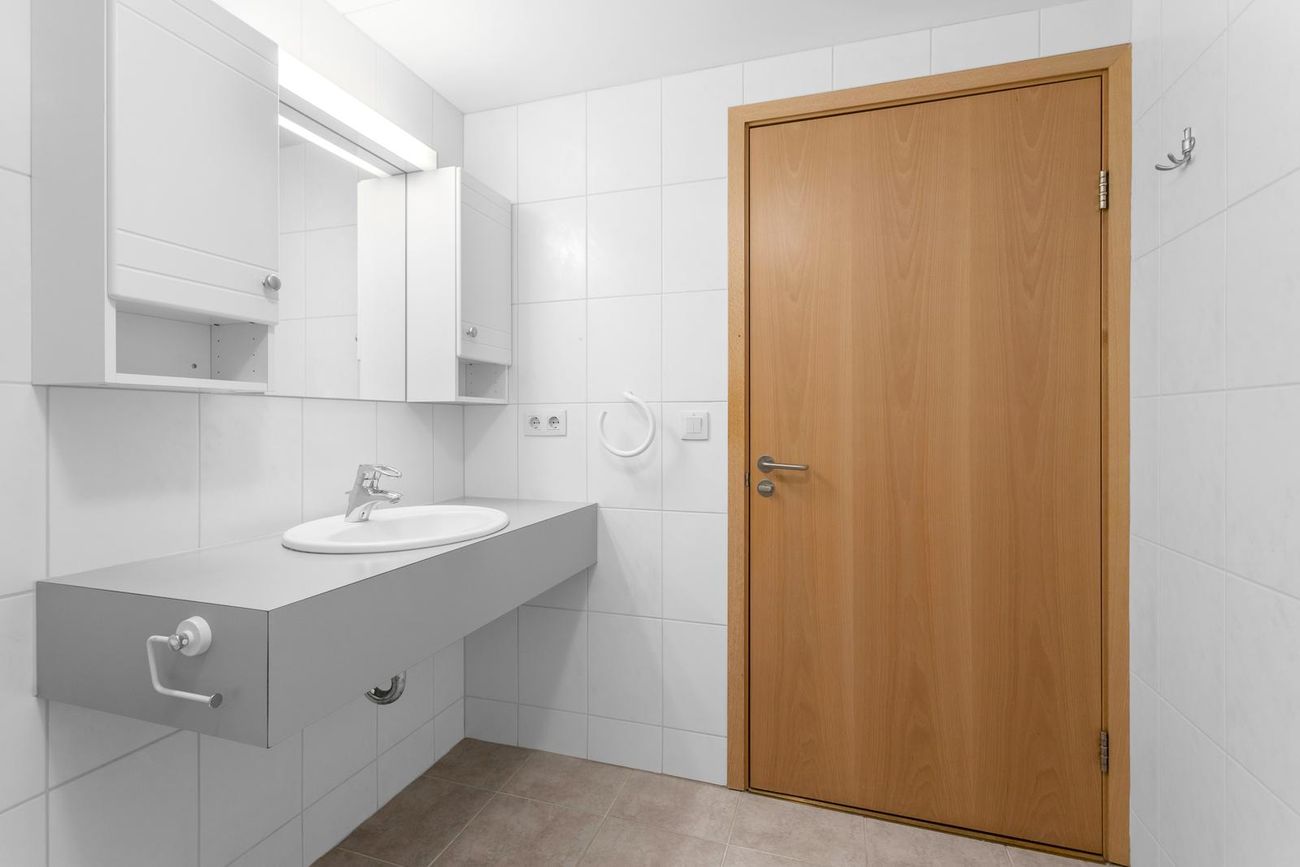 Hvassaleiti 58, 103 Reykjavík