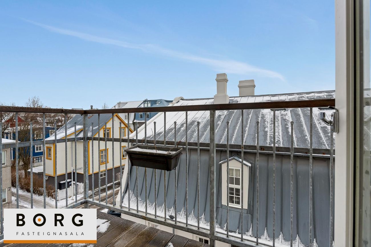 Grundarstígur 8 - 0301, 101 Reykjavík