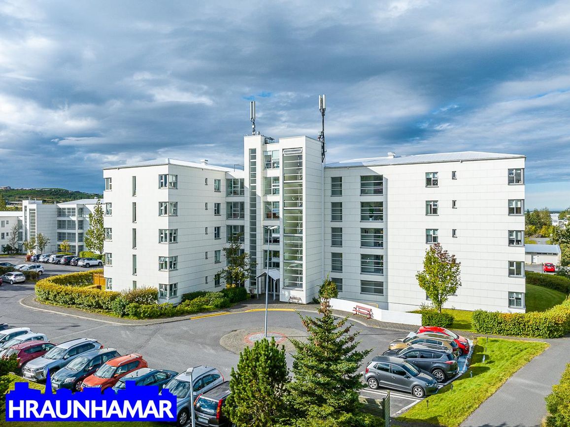 Sólvangsvegur 1, 220 Hafnarfjörður
