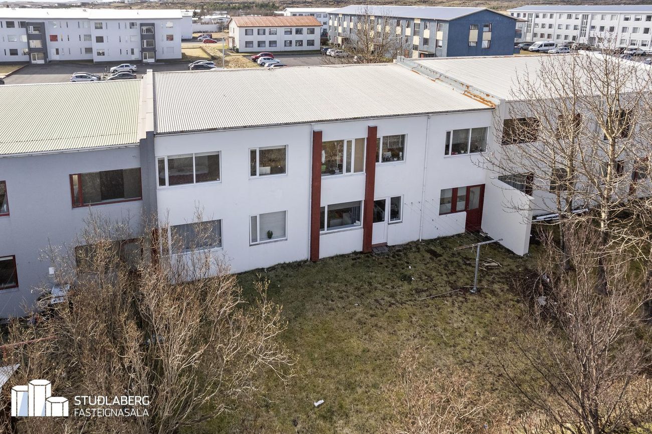 Fífumói 8, 260 Reykjanesbær