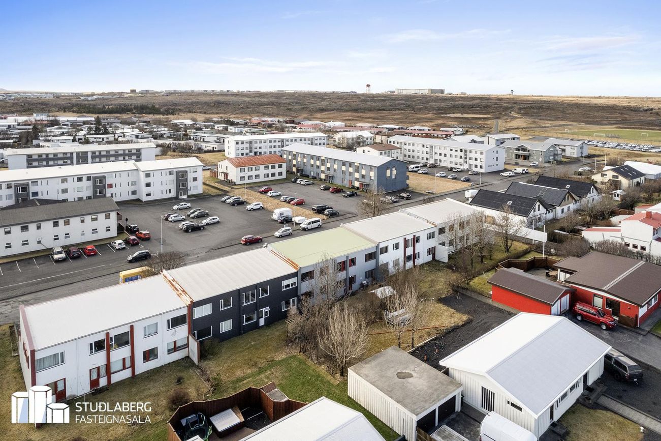 Fífumói 8, 260 Reykjanesbær