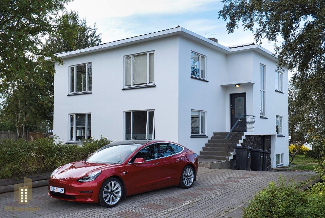 Álfabyggð 24, 600 Akureyri