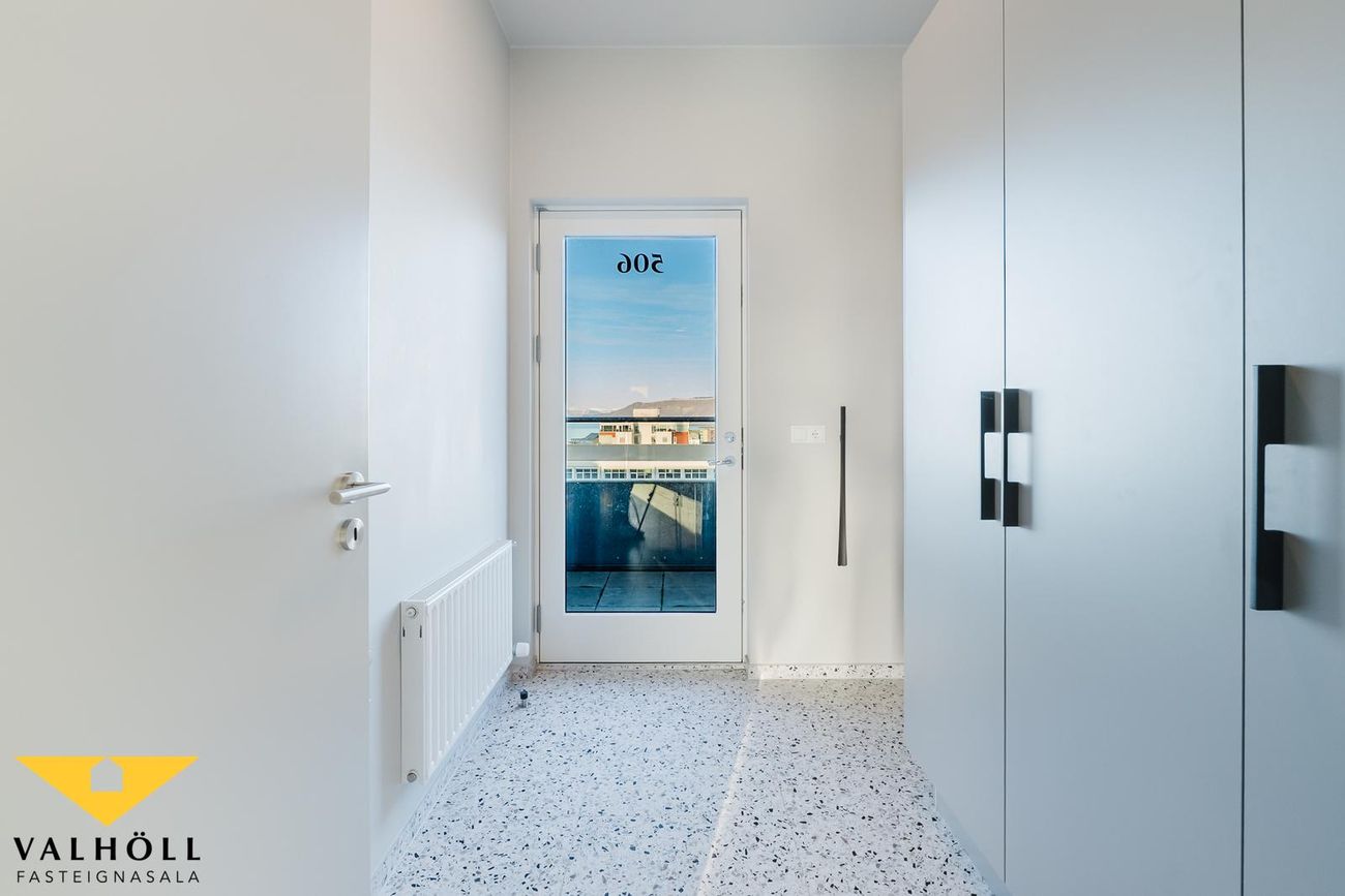 Brautarholt 20, 105 Reykjavík