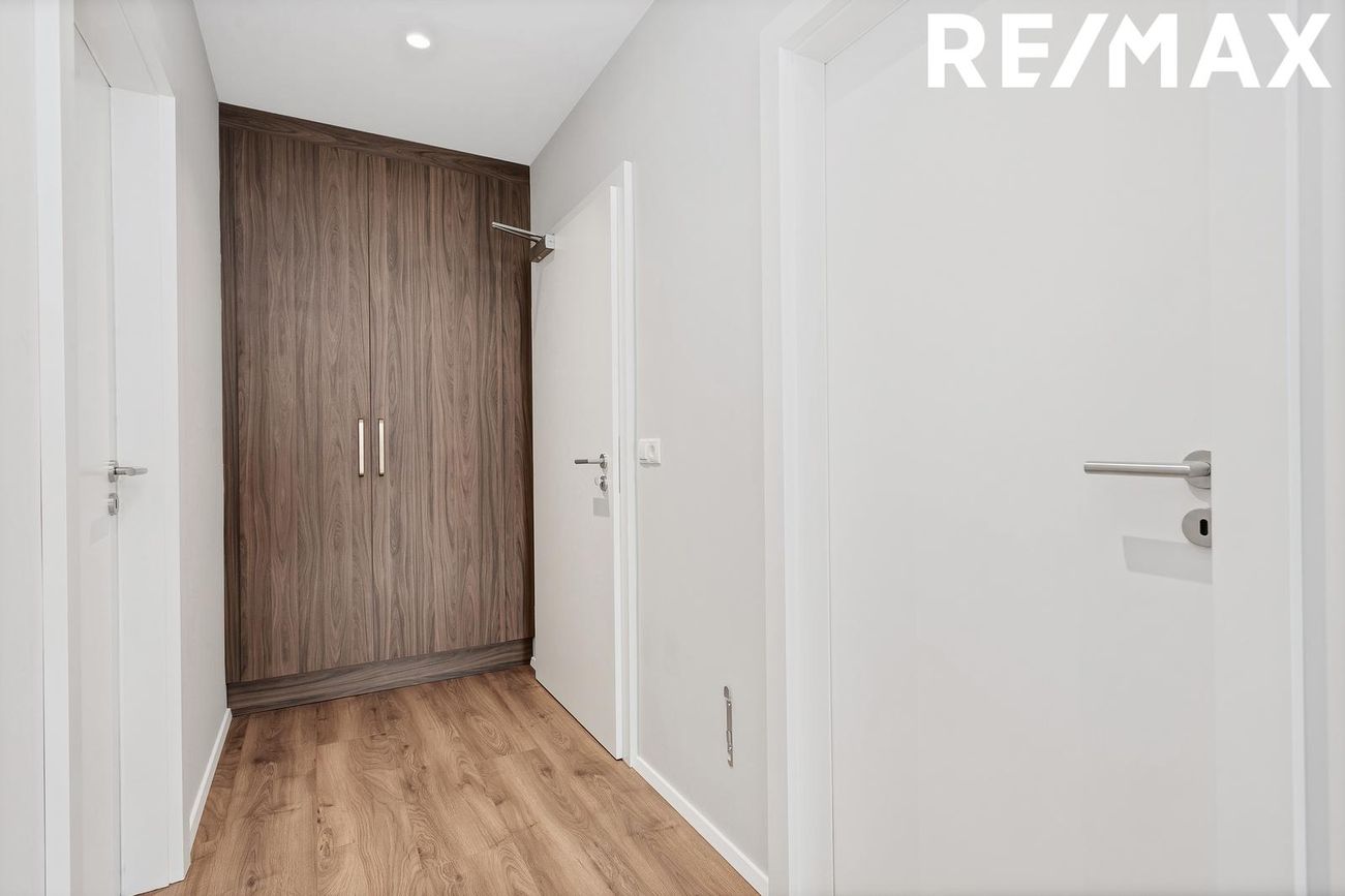 Hringhamar 9, 221 Hafnarfjörður