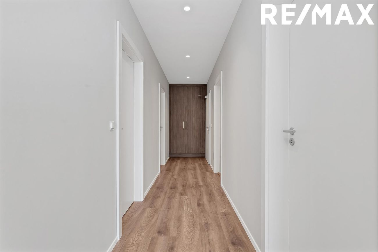 Hringhamar 9, 221 Hafnarfjörður
