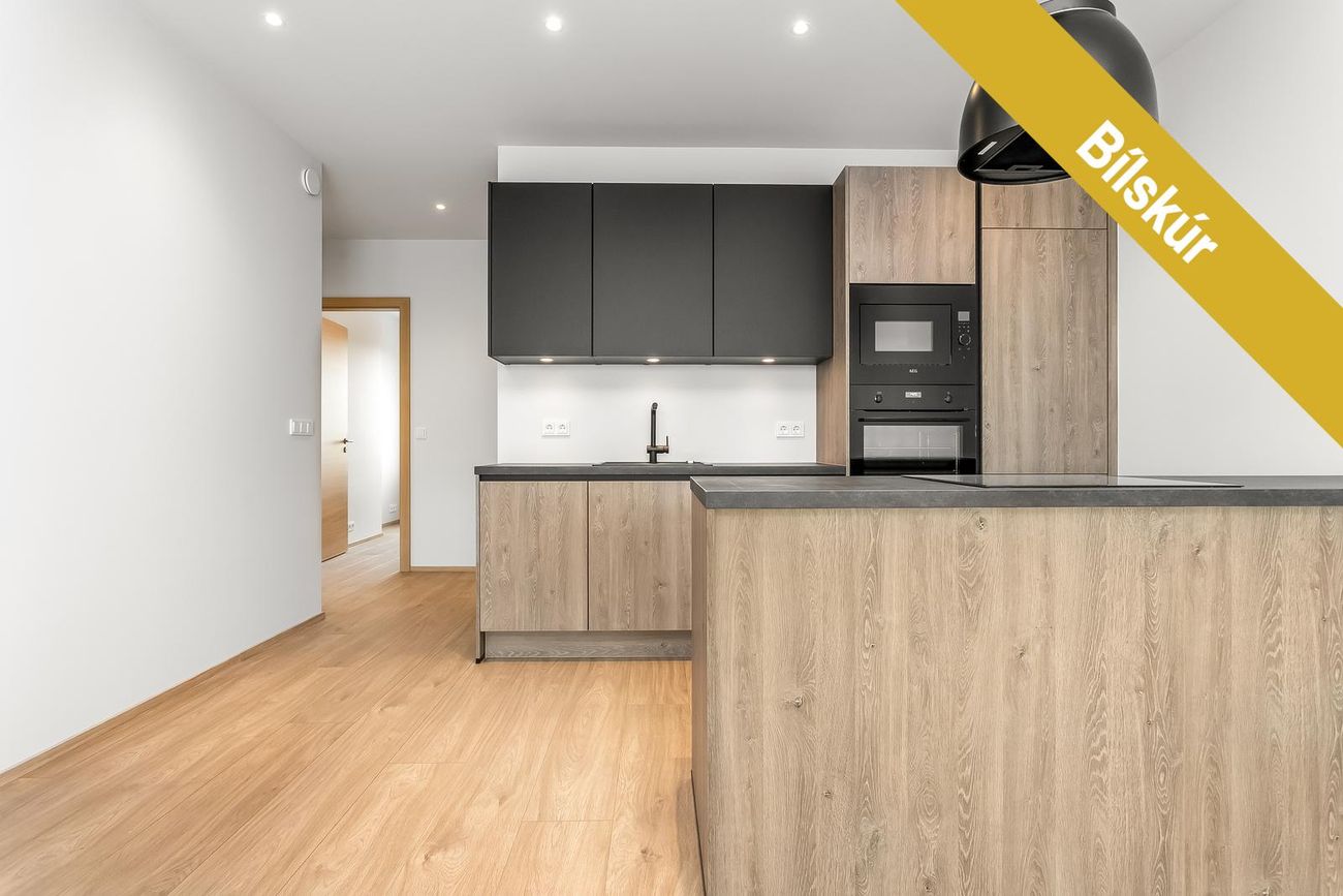 Fálkahlíð 5, 102 Reykjavík