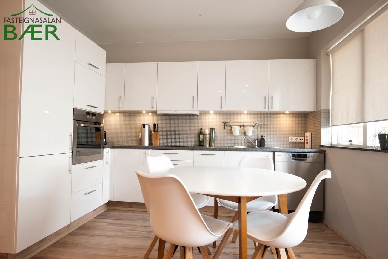 Engjadalur 4, 260 Reykjanesbær