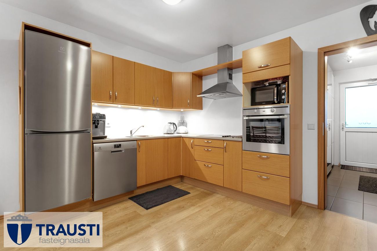 Flatahraun 1, 220 Hafnarfjörður