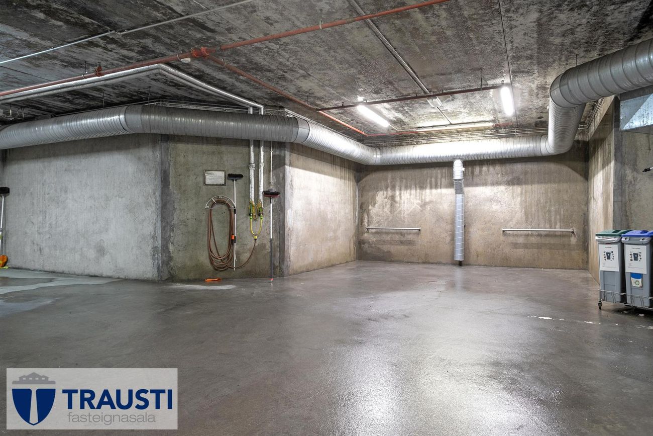 Flatahraun 1, 220 Hafnarfjörður