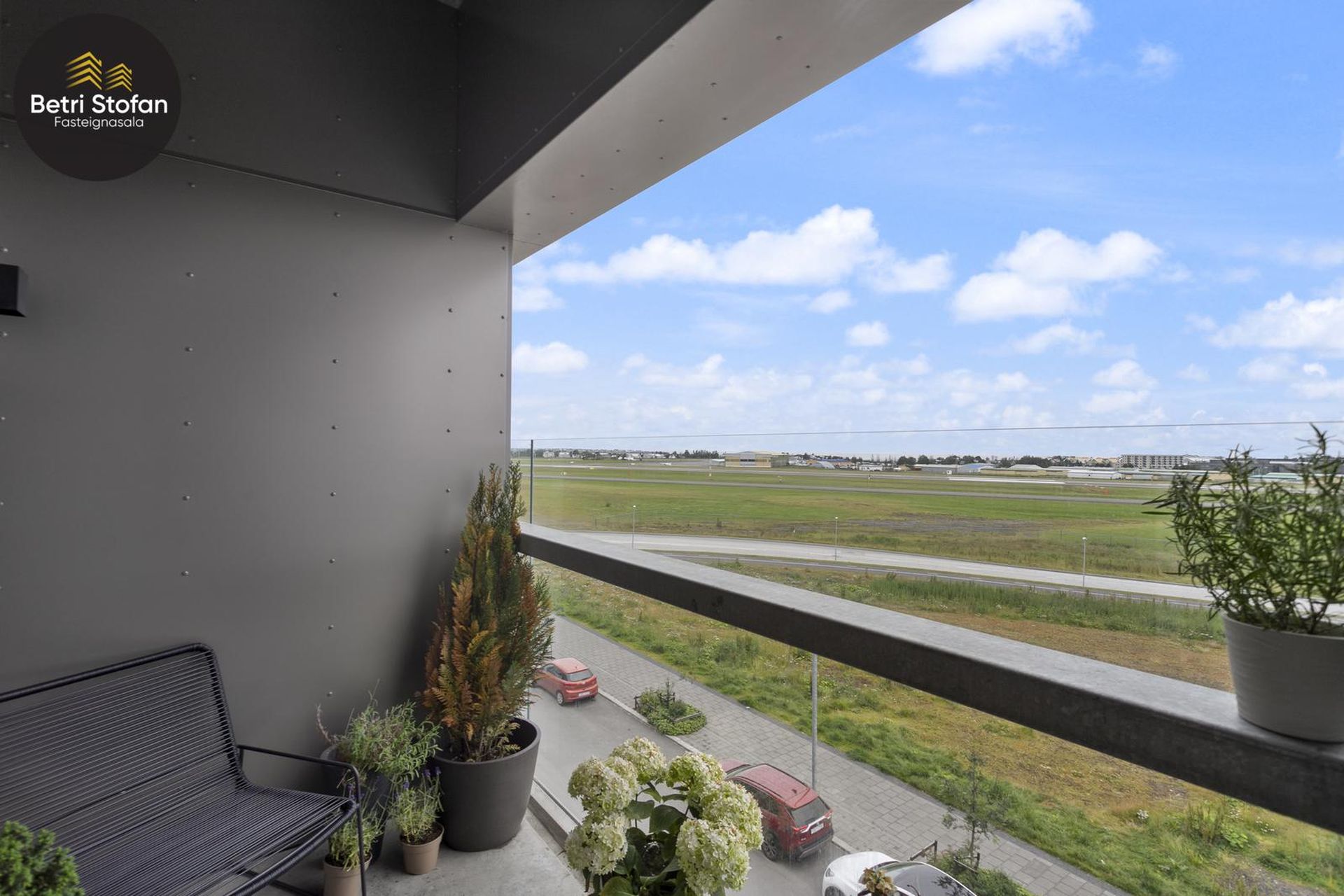 Smyrilshlíð 2, 102 Reykjavík