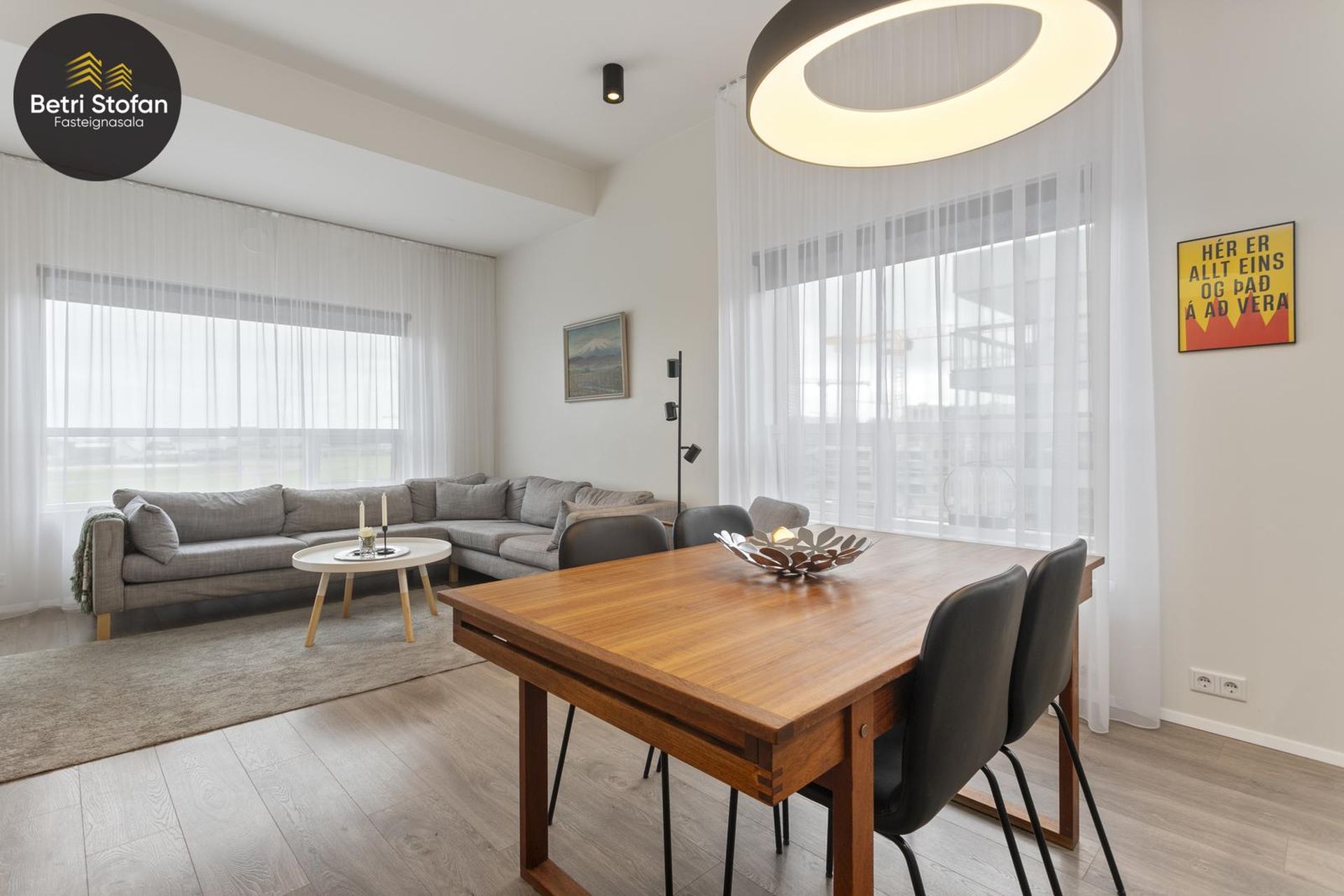 Smyrilshlíð 2, 102 Reykjavík