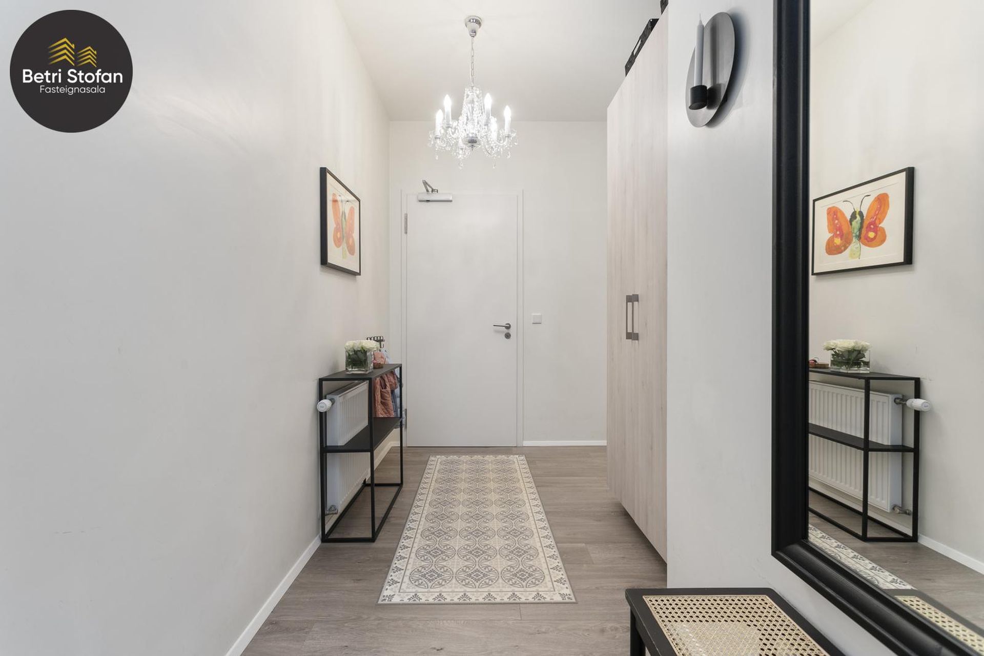 Smyrilshlíð 2, 102 Reykjavík