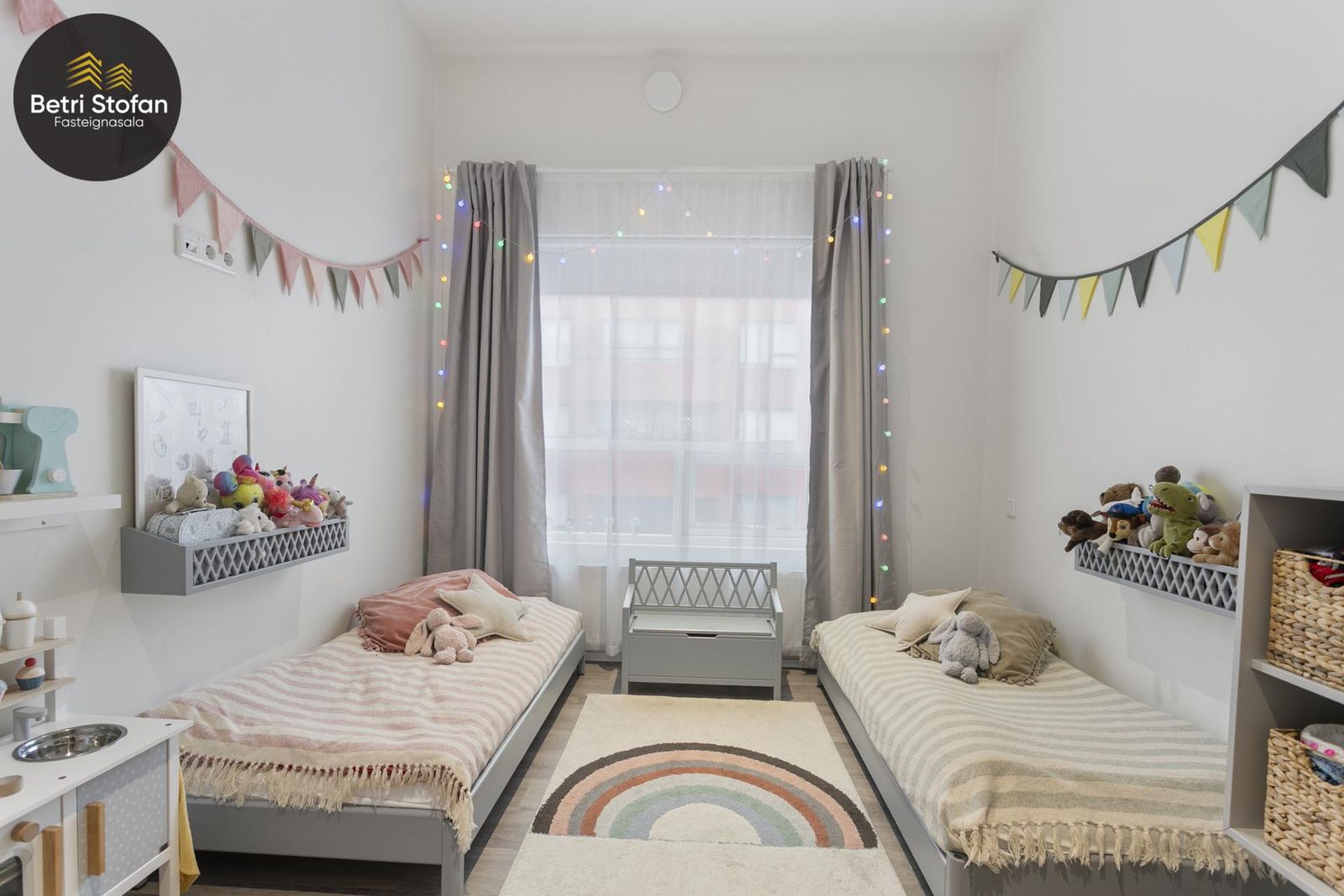 Smyrilshlíð 2, 102 Reykjavík