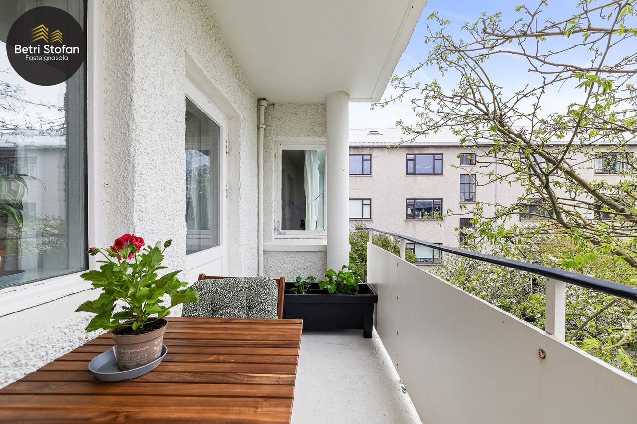 Brávallagata 20, 101 Reykjavík
