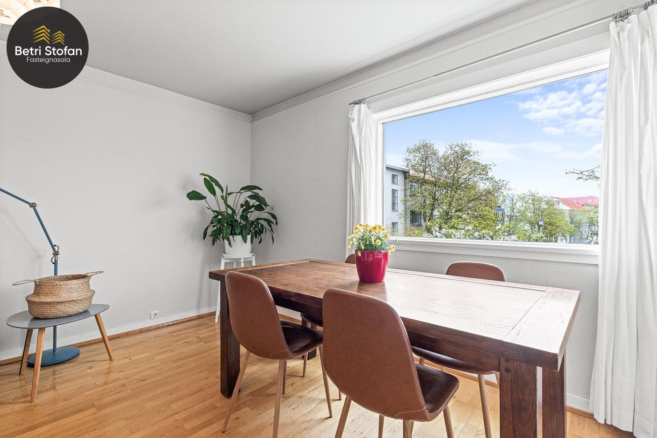 Brávallagata 20, 101 Reykjavík