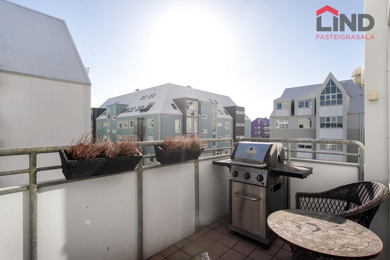 Naustabryggja 12, 110 Reykjavík