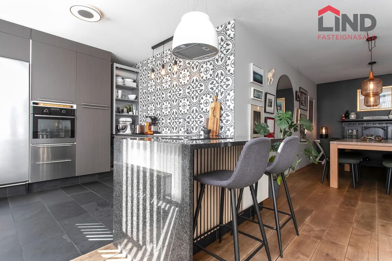 Naustabryggja 12, 110 Reykjavík