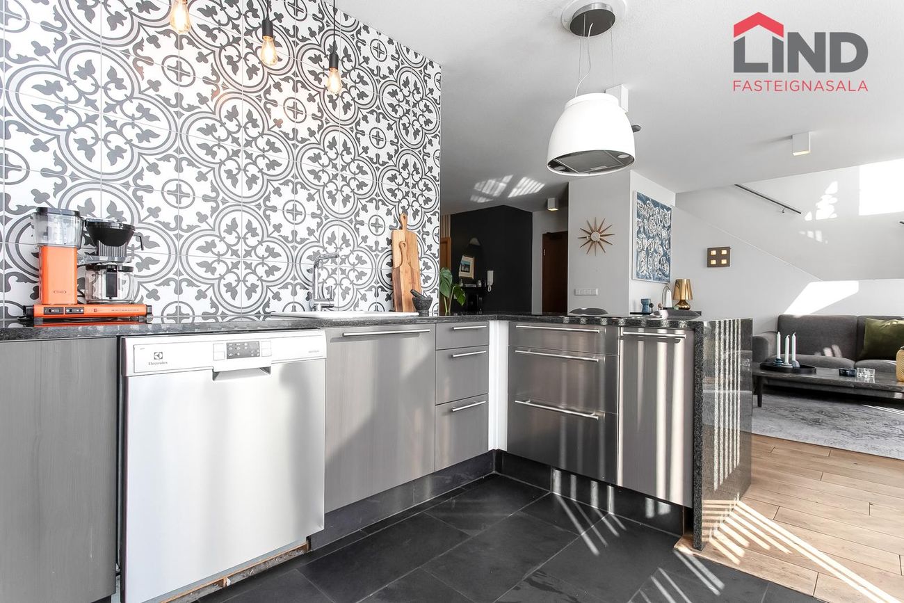 Naustabryggja 12, 110 Reykjavík