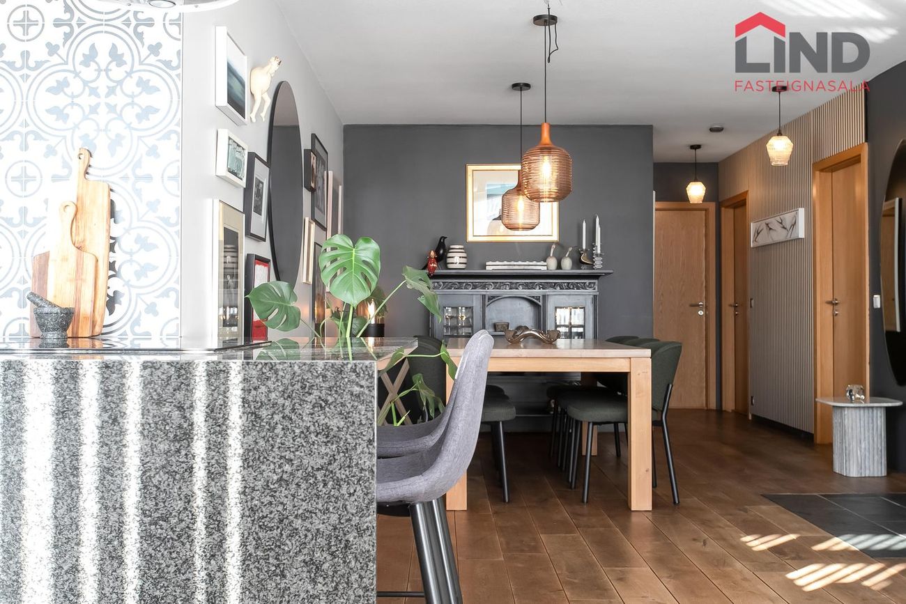 Naustabryggja 12, 110 Reykjavík