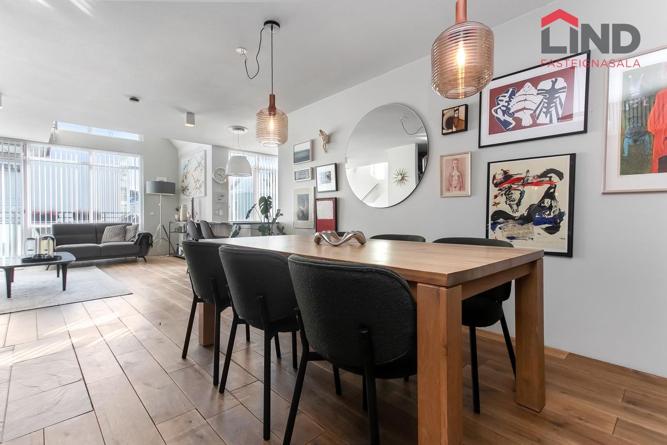 Naustabryggja 12, 110 Reykjavík