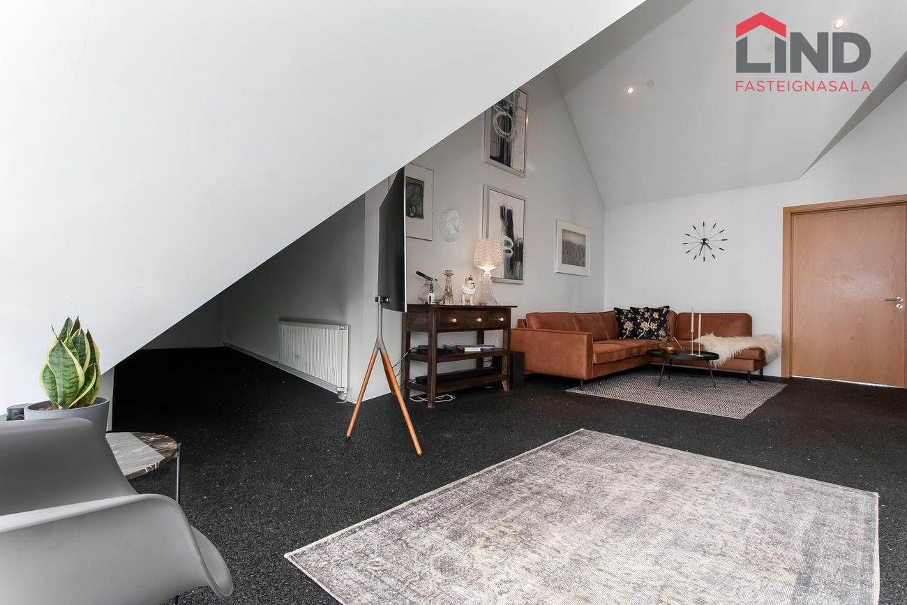 Naustabryggja 12, 110 Reykjavík