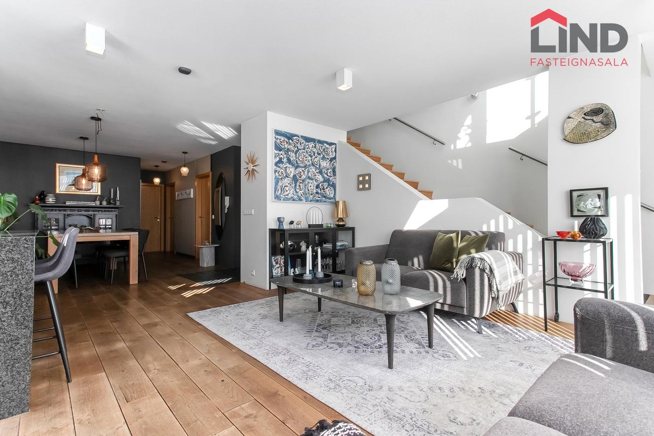 Naustabryggja 12, 110 Reykjavík