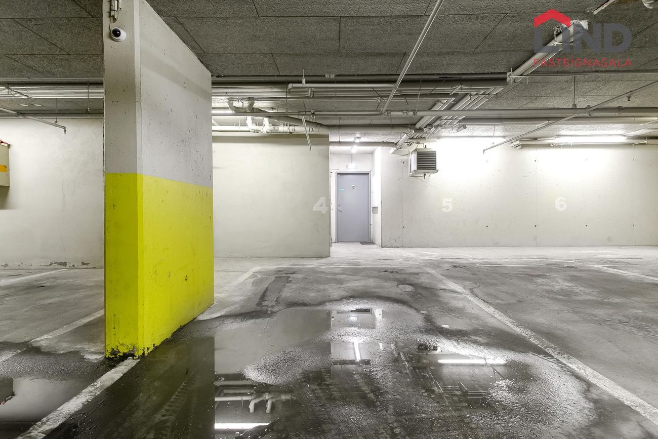 Naustabryggja 12, 110 Reykjavík