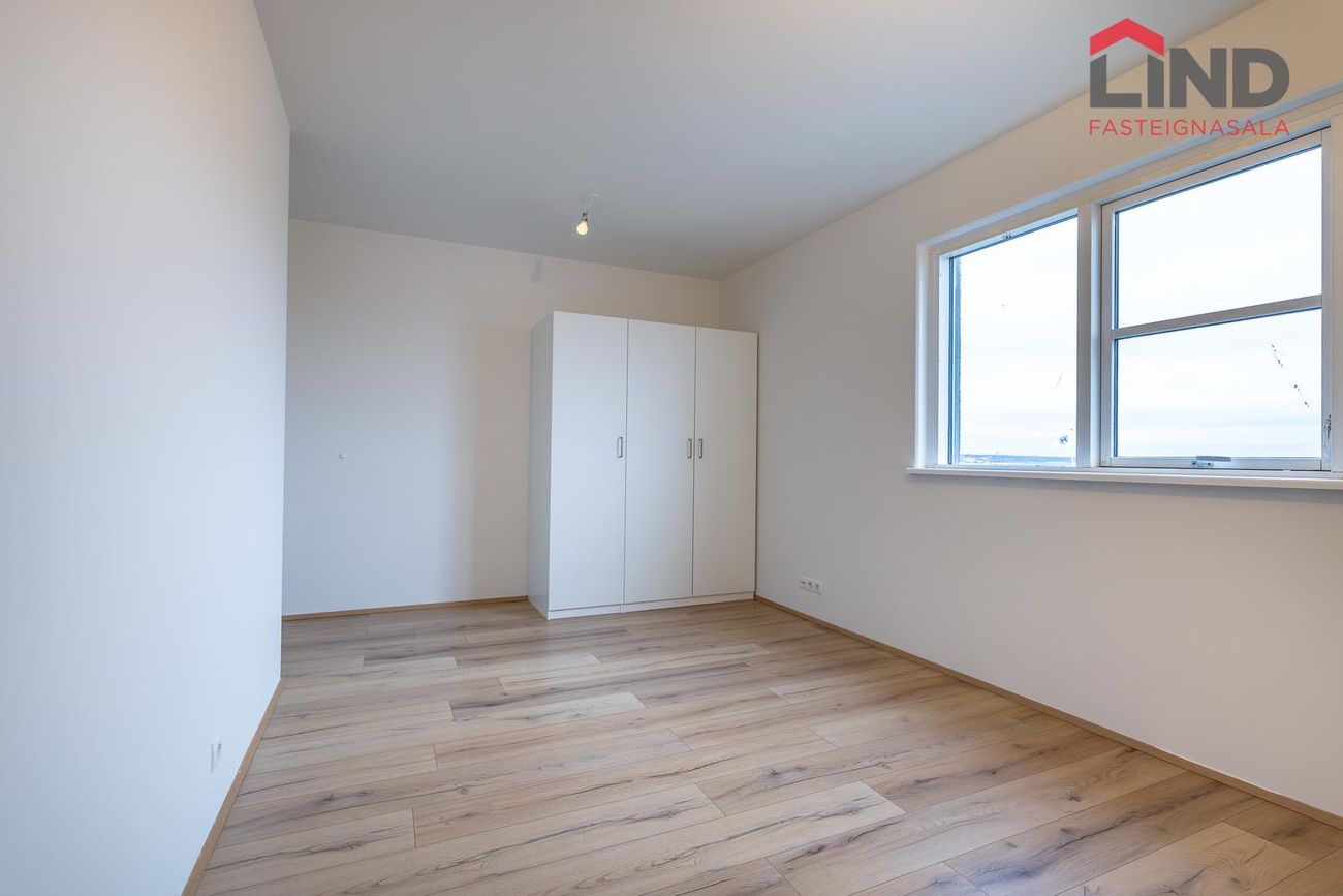 Tjarnabraut 14, 260 Reykjanesbær