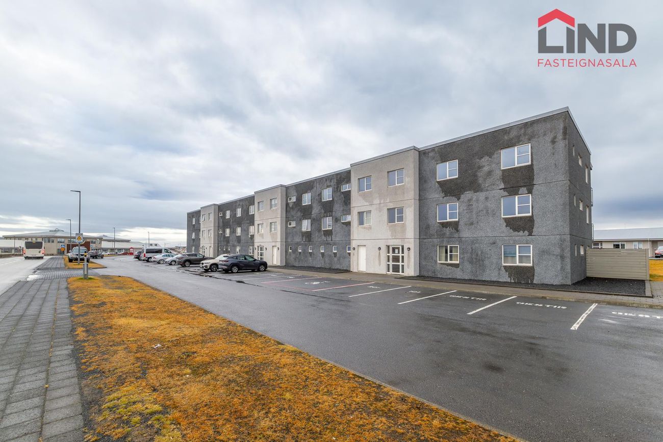 Tjarnabraut 14, 260 Reykjanesbær