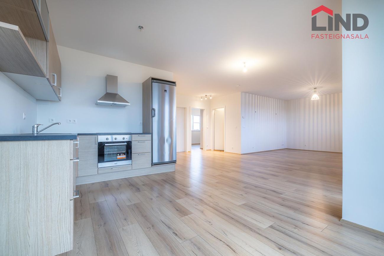 Tjarnabraut 14, 260 Reykjanesbær