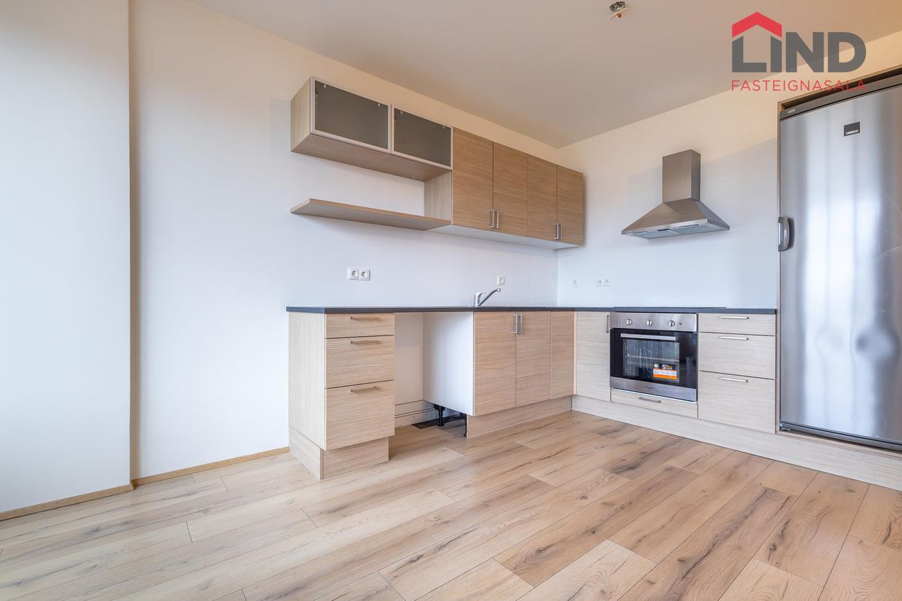 Tjarnabraut 14, 260 Reykjanesbær