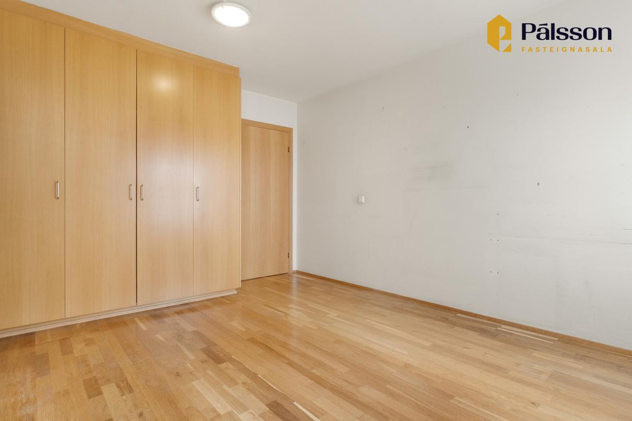 Kleppsvegur 62, 104 Reykjavík