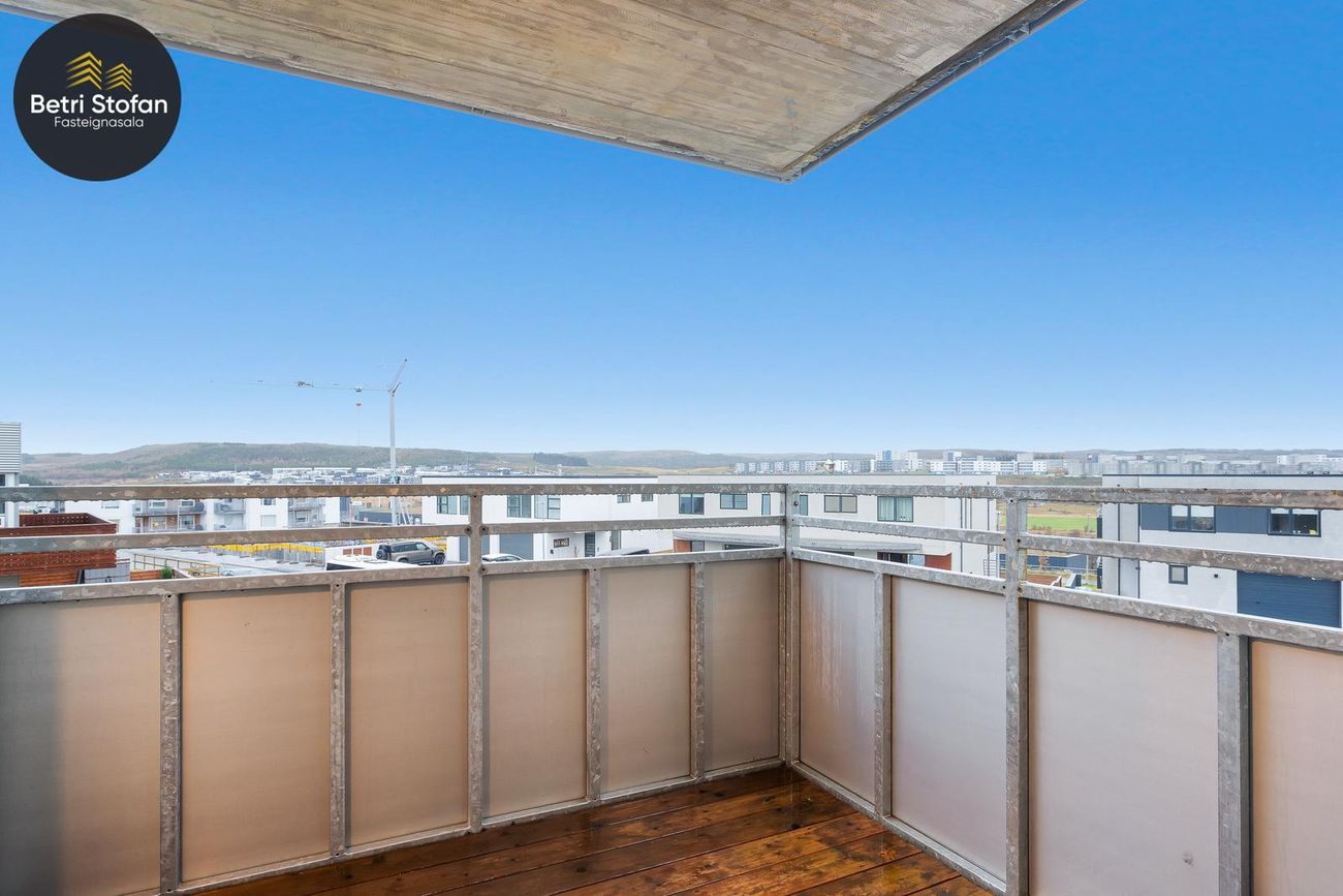 Lofnarbrunnur 1, 113 Reykjavík