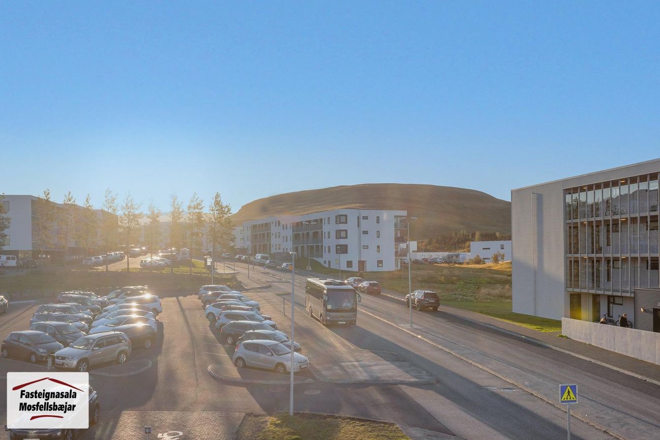 Vefarastræti 11, 270 Mosfellsbær
