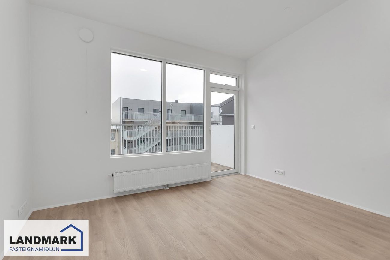 Brautarholt 4A, 105 Reykjavík