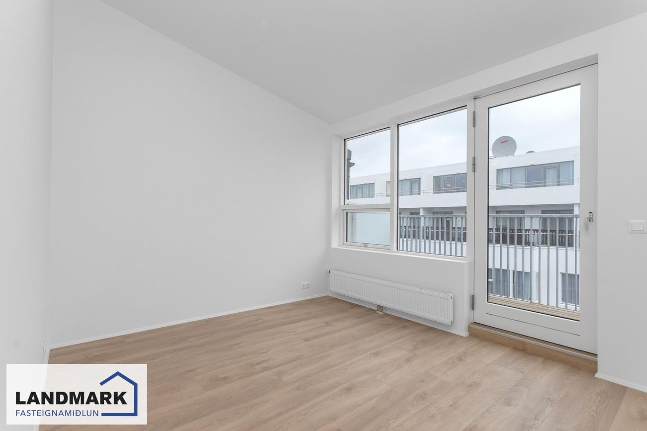 Brautarholt 4A, 105 Reykjavík