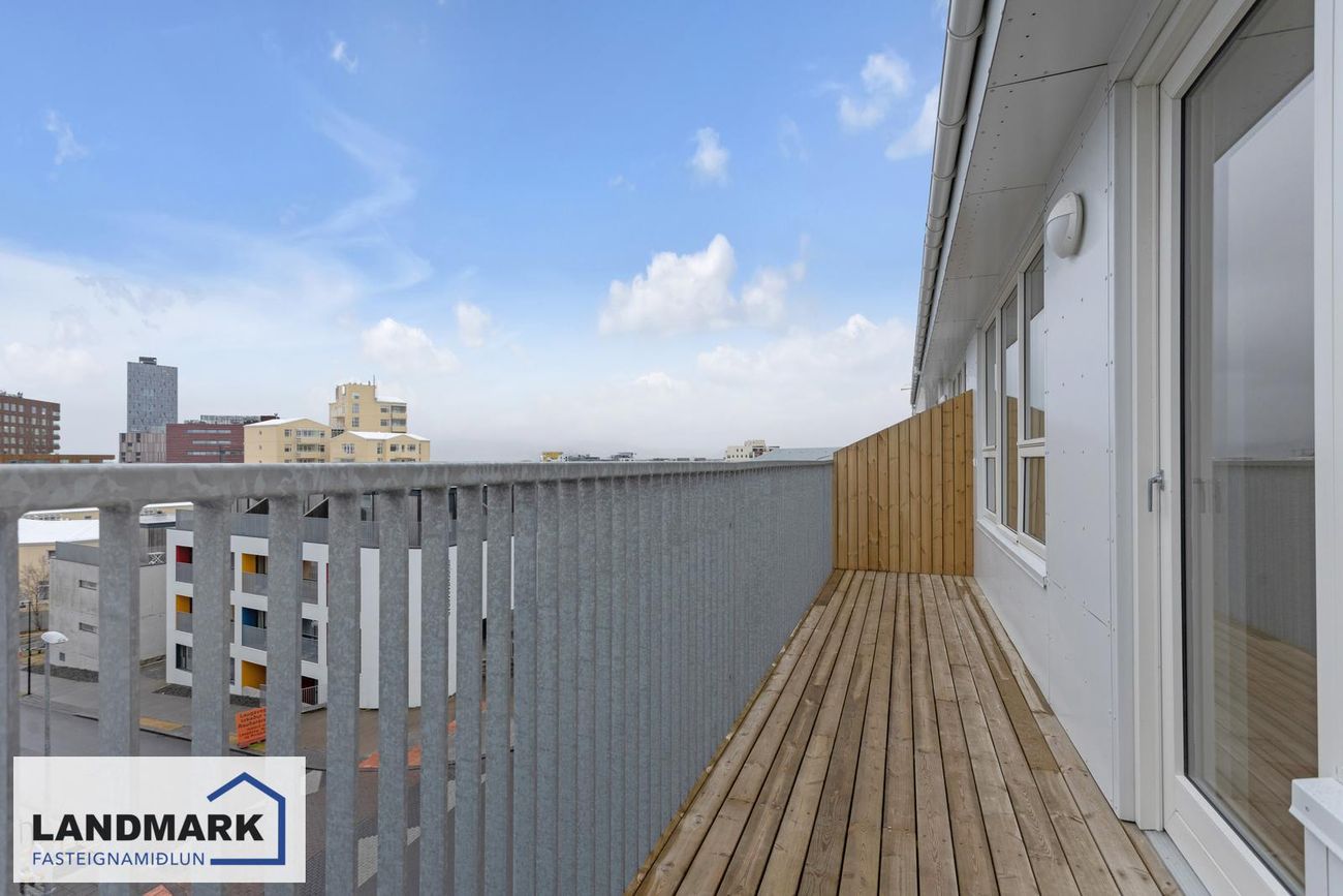 Brautarholt 4A, 105 Reykjavík