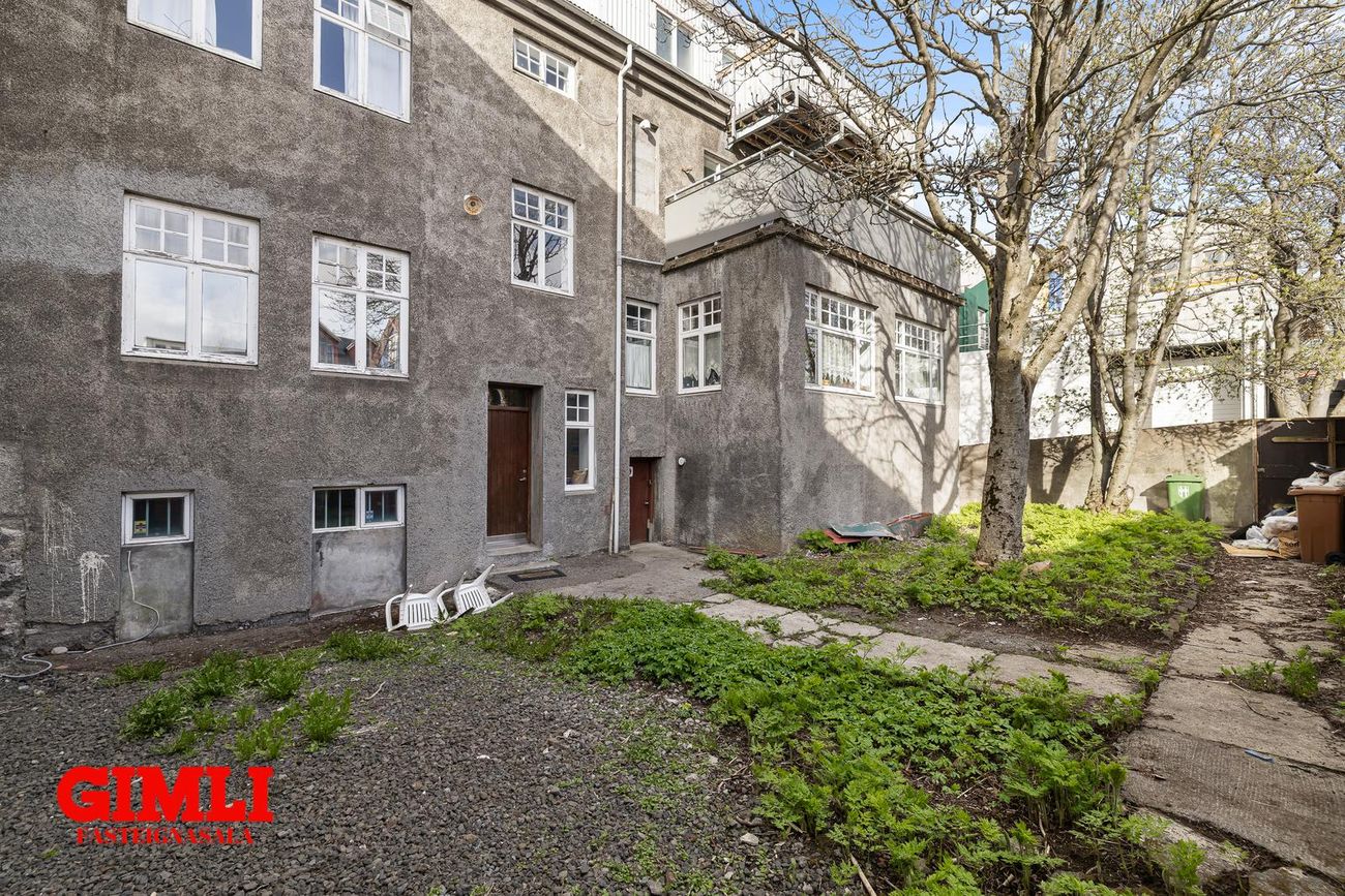 Laugavegur 76, 101 Reykjavík