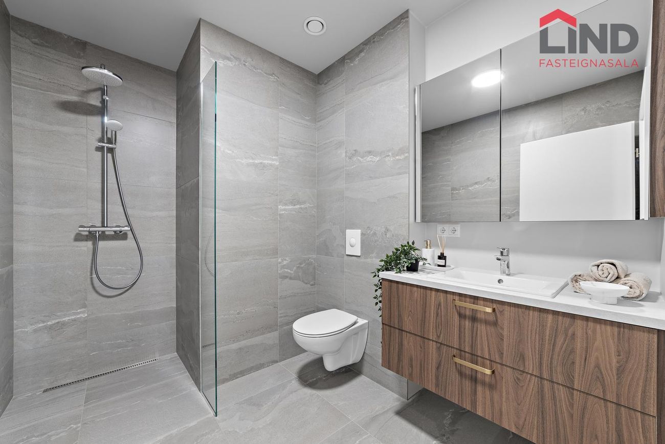 Hringhamar 17 - 0202, 221 Hafnarfjörður