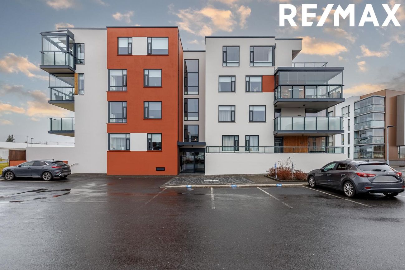 Naustavör 9, 200 Kópavogur