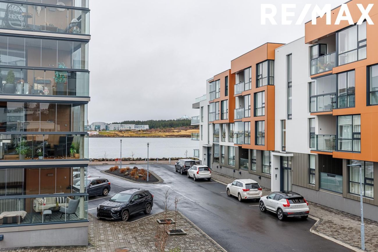 Naustavör 9, 200 Kópavogur