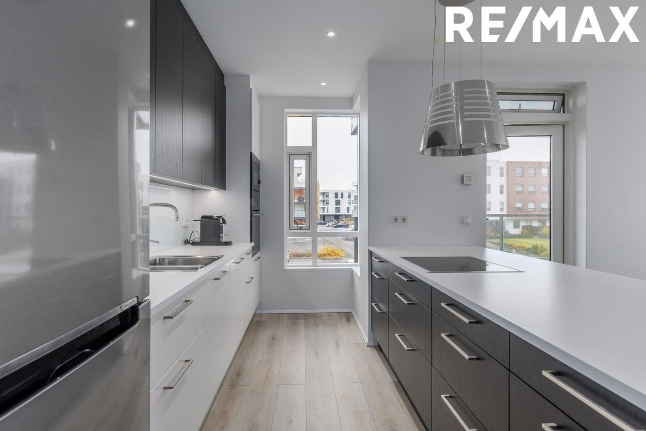 Naustavör 9, 200 Kópavogur