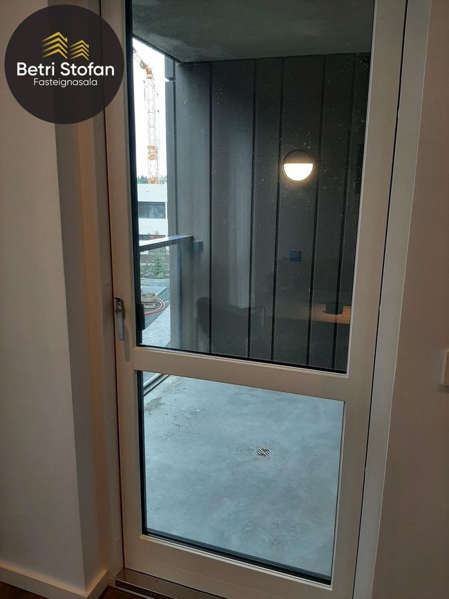 Grensásvegur 1B, 108 Reykjavík