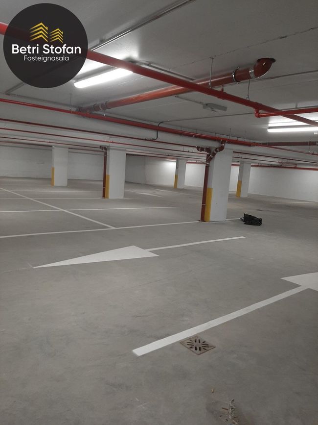 Grensásvegur 1B, 108 Reykjavík