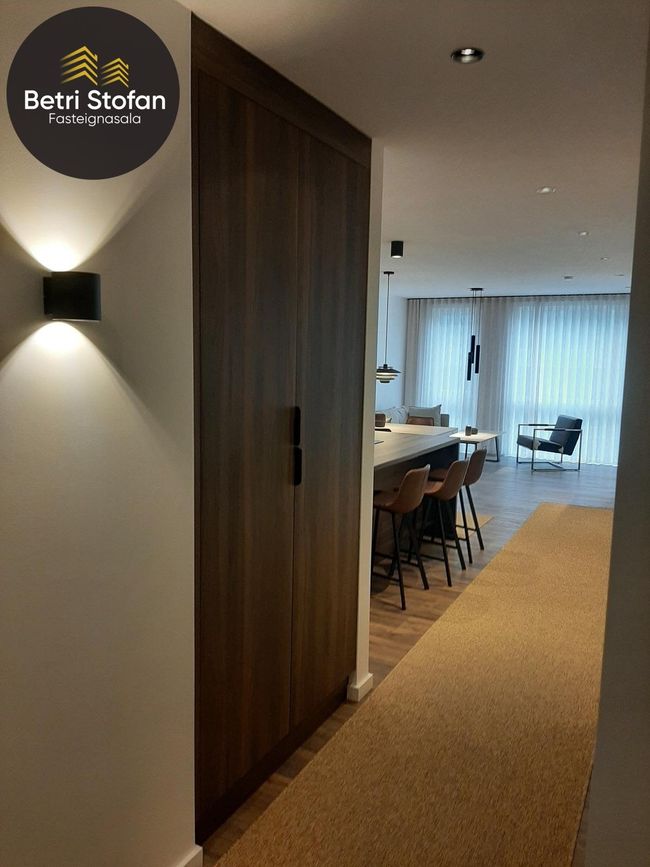 Grensásvegur 1B, 108 Reykjavík