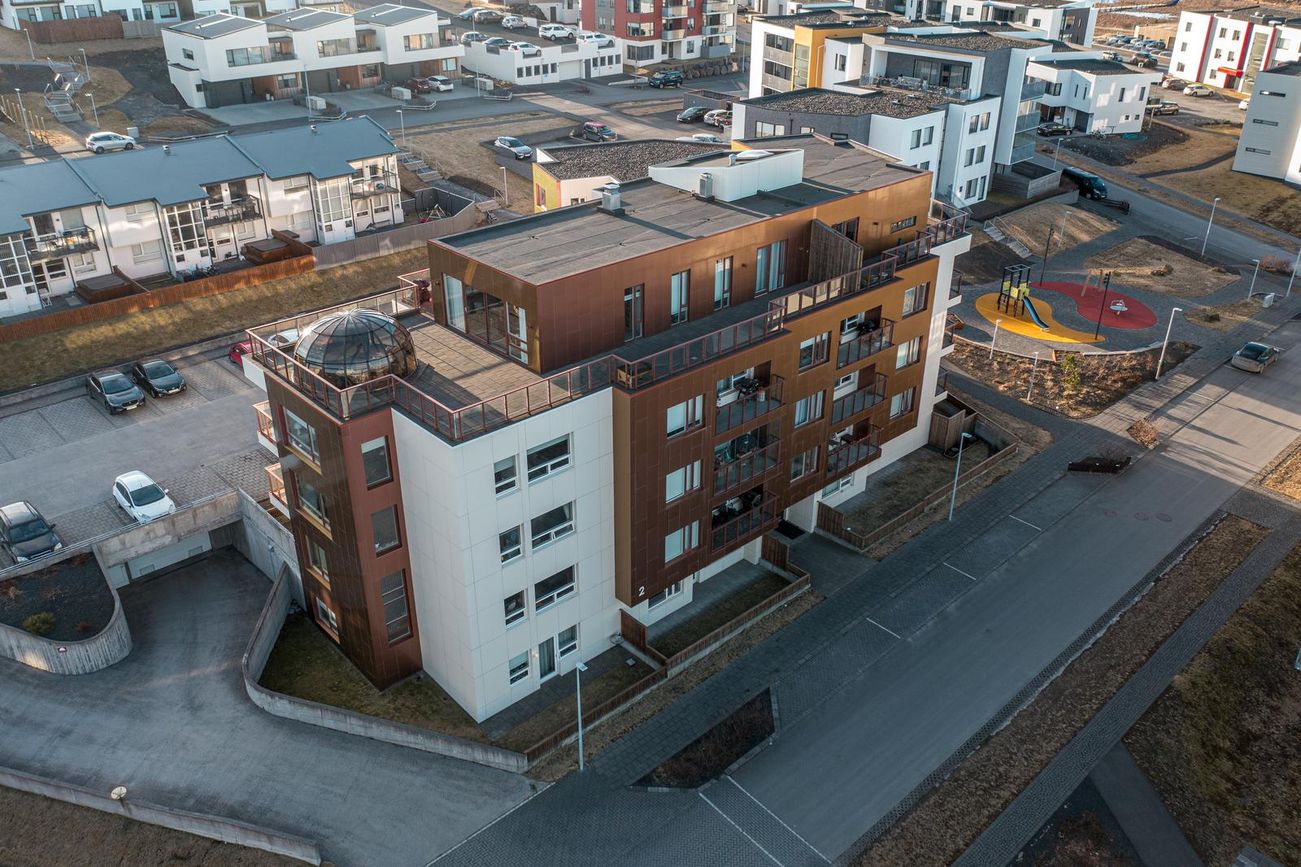 Lynggata 2, 210 Garðabær