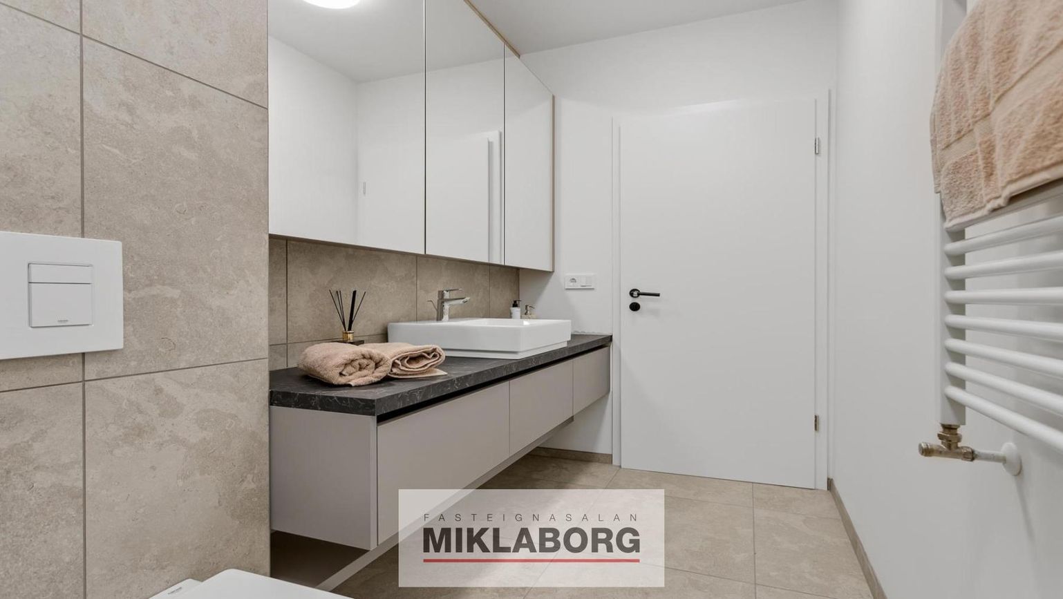 Eirhöfði 7D, 110 Reykjavík